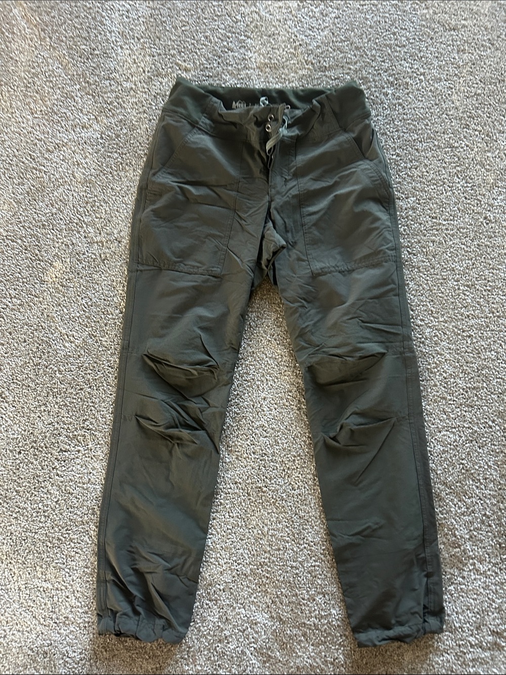 REI Women’s Olive Green hiking Pants - Casual Comfort